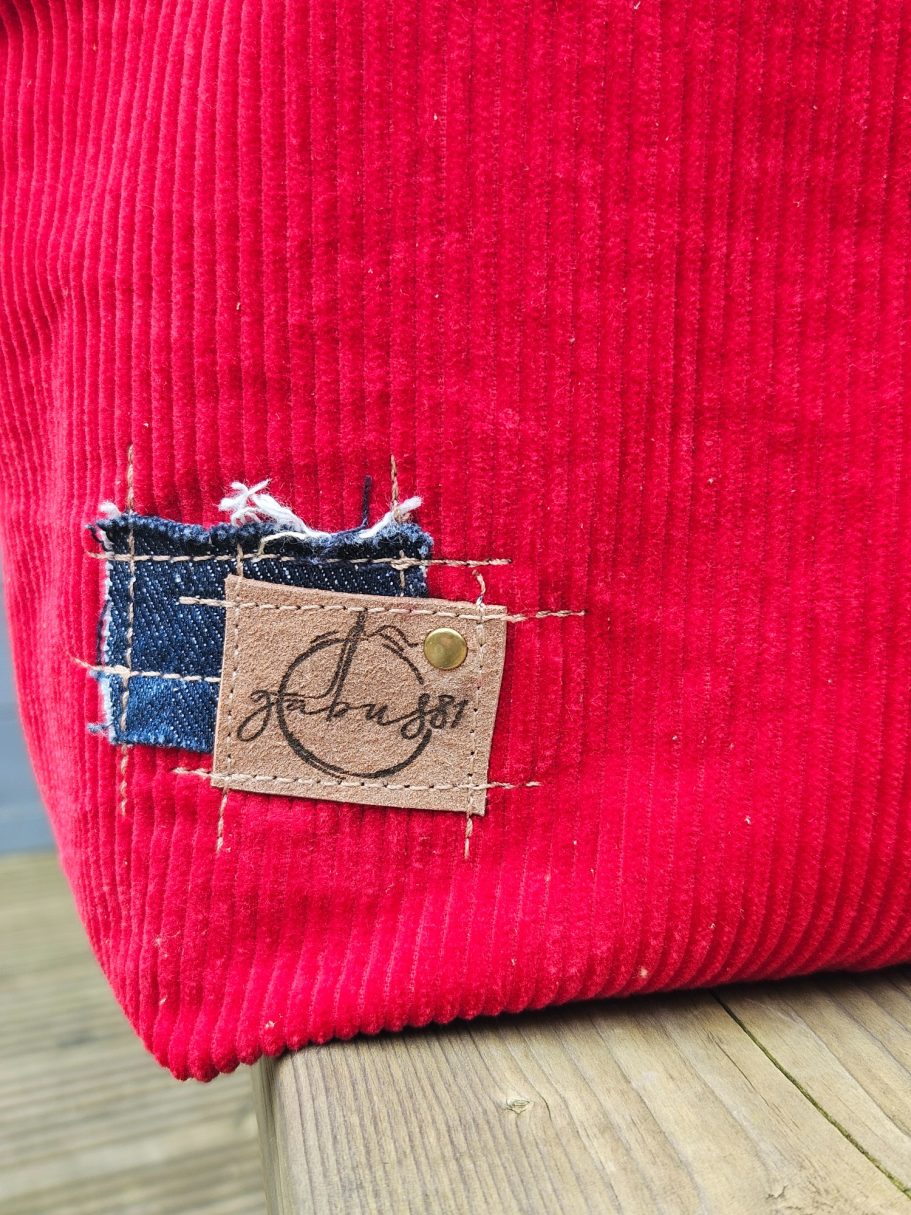 unique logo details Gabus81
