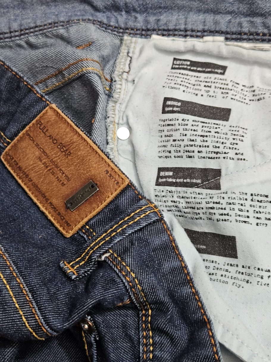 Close up of leather label on upcycled denim bag, handmade detail Gabus81